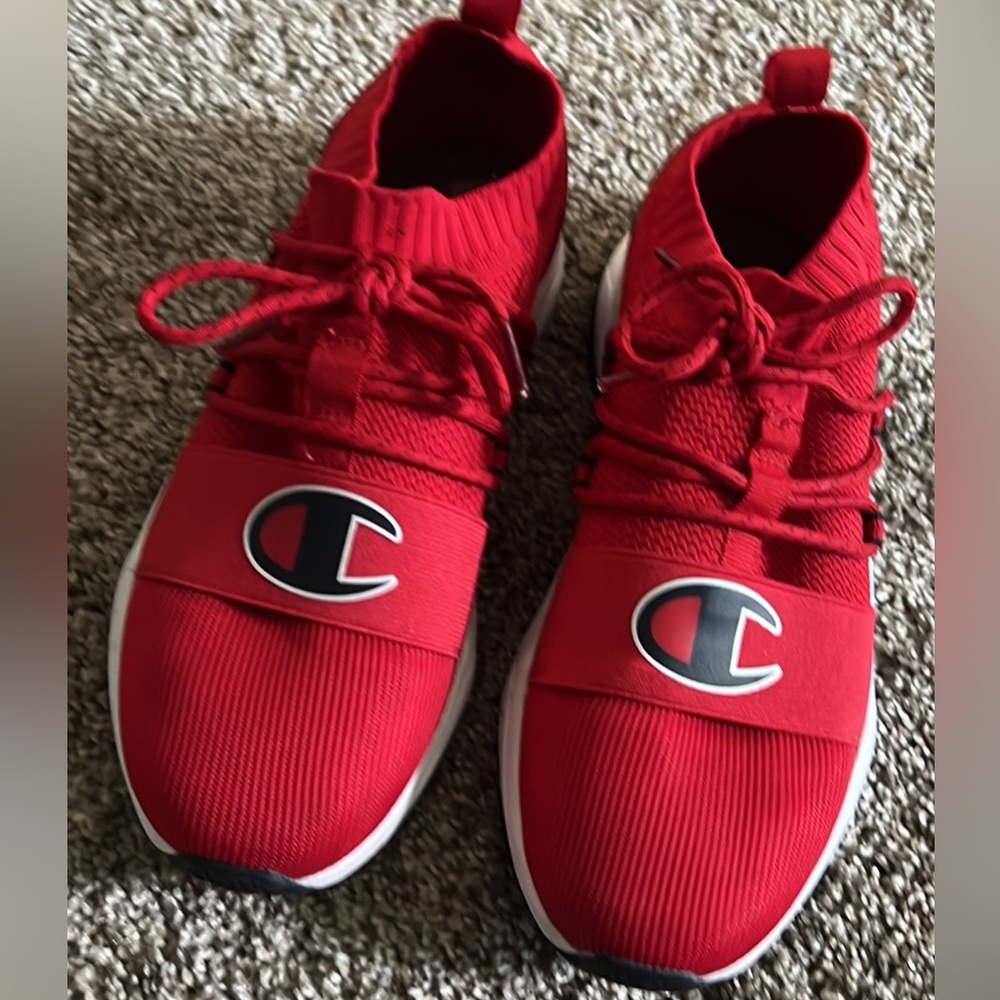 Men’s champion shoes size 7